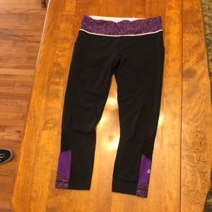 Lululemon cropped workout pants
